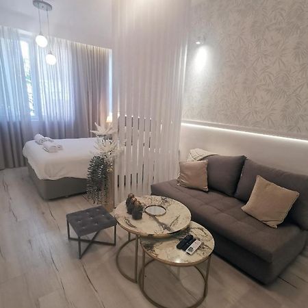 Lindy V Apartment Athens Ngoại thất bức ảnh