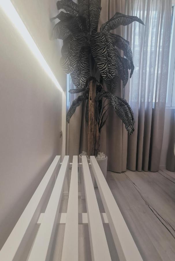 Lindy V Apartment Athens Ngoại thất bức ảnh